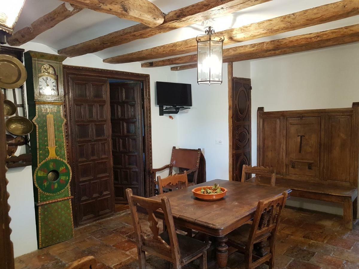 Casa-Abadia De Banaguas Apartment Bagian luar foto
